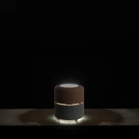 E-STYLO Lampada da tavolo bicolore dal design compatto e moderno, ideale per aggiungere un tocco di stile contemporaneo a qualsiasi ambiente, 16cm X 16cm H. 19cm