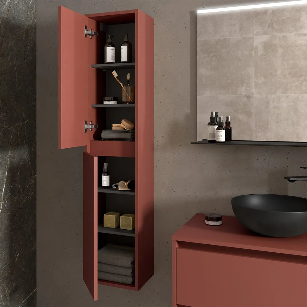 Colonna bagno sospesa 140 cm rosso satinato ripiani regolabili Gaya