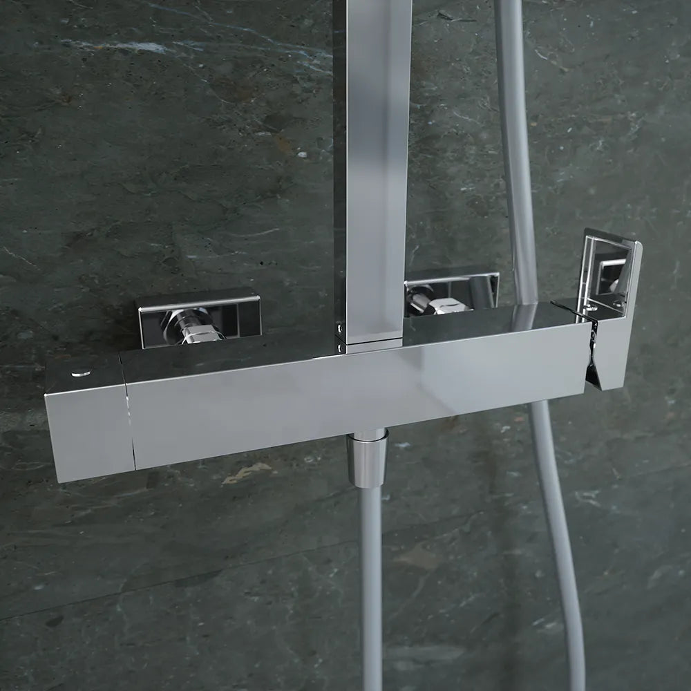 Colonna doccia squadrata cromata con miscelatore meccanico | Mosa