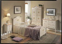 Comodino 3 cassetti bianco filo rosa in legno