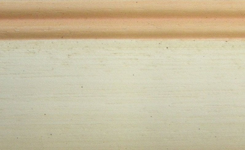 Comodino 3 cassetti bianco filo rosa in legno