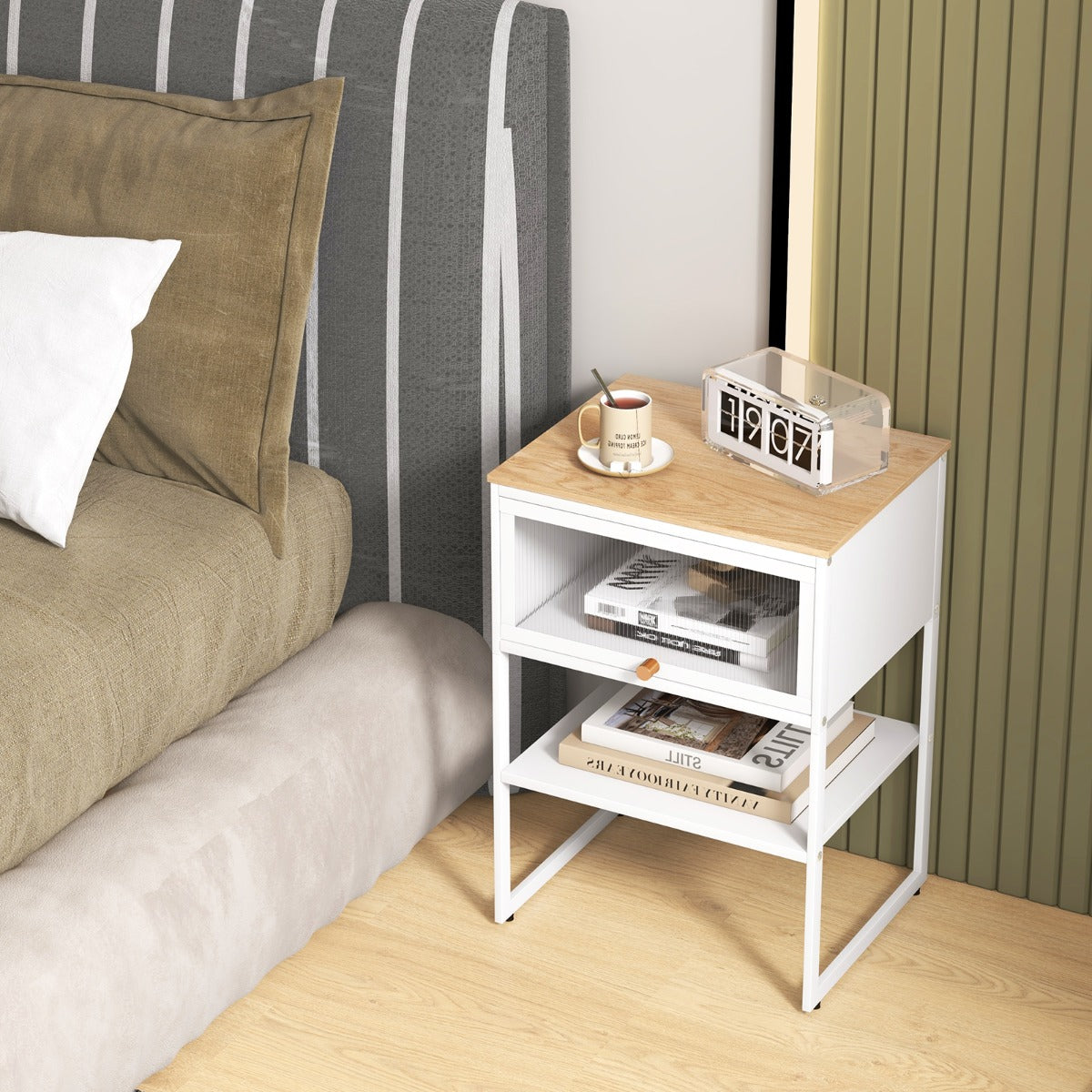 Comodino con anta a ribalta ripiano di archiviazione, Tavolo laterale a 3 livelli da divano o letto Bianco-Tavolini