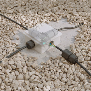 Connettore stagno IP68 per illuminazione esterna - Forma Lineare - Alta sicurezza 16A 240V Beneito & Faure - Spina, attacco