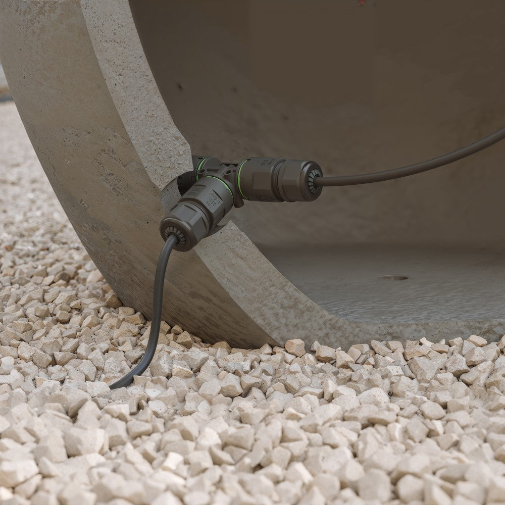 Connettore stagno IP68 per illuminazione esterna - Forma Lineare - Alta sicurezza 16A 240V Beneito & Faure - Spina, attacco