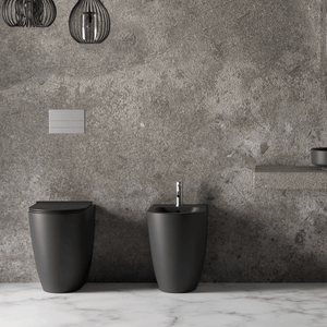 Coppia Di Sanitari Alice Ceramica Da Terra Filo Muro Senza Brida Nero Opaco "Form"