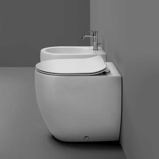 Coppia Di Sanitari Kerasan Da Terra Filo Muro Bianco Lucido "Flo 52"