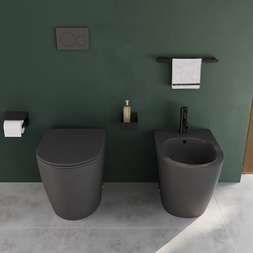 Coppia di sanitari filomuro ceramica grigio opaco vaso rimless copriwc soft-close e bidet | Europa Small