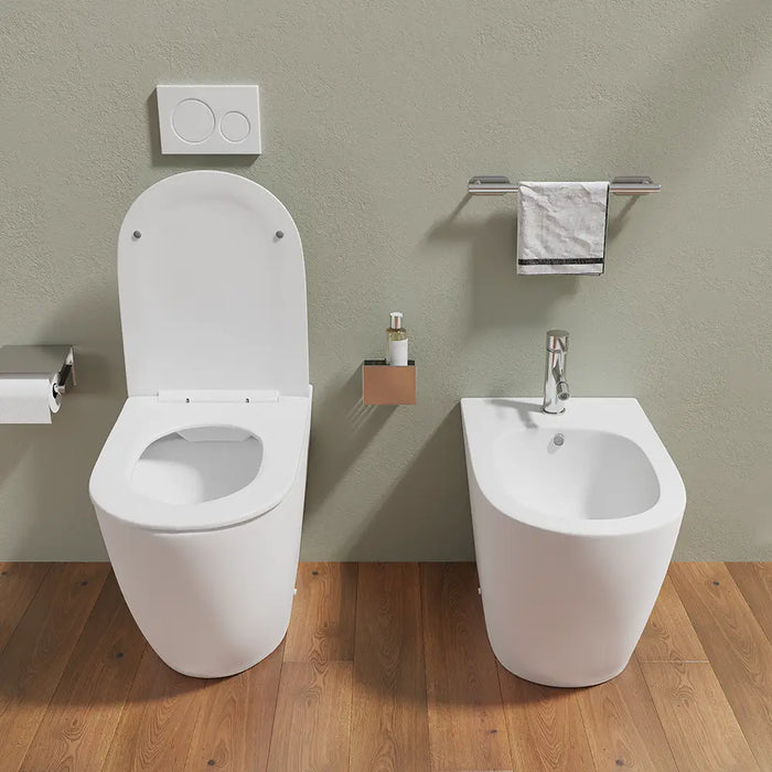 Sanitari filomuro in ceramica bianco opaco vaso rimless con copriwc soft-close e bidet | Europa