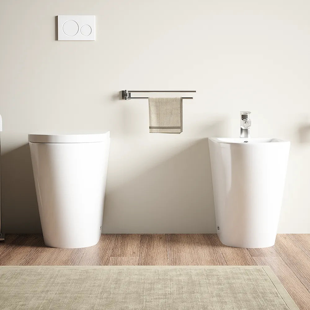 Coppia sanitari filomuro vaso rimless h 50 cm sedile soft-close e bidet | Roma Comfort