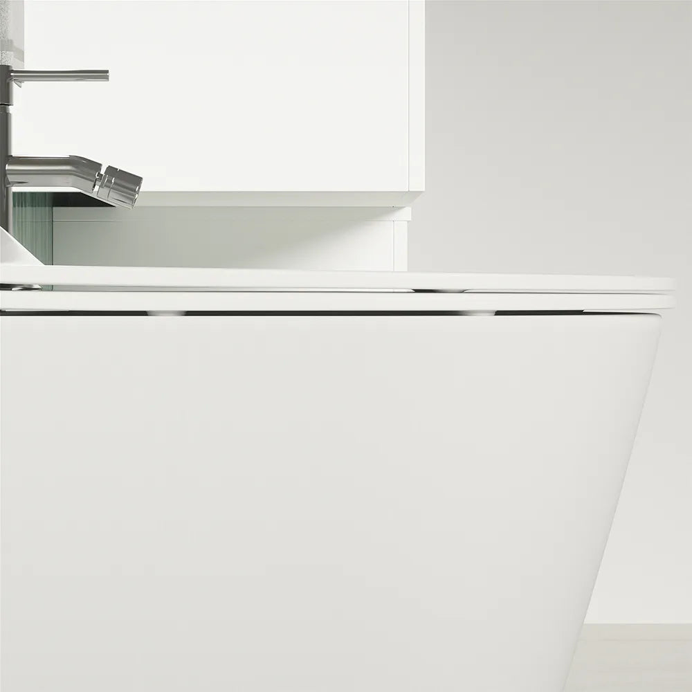 Sanitari sospesi in ceramica bianco lucido vaso rimless sedile soft-close e bidet | Rio