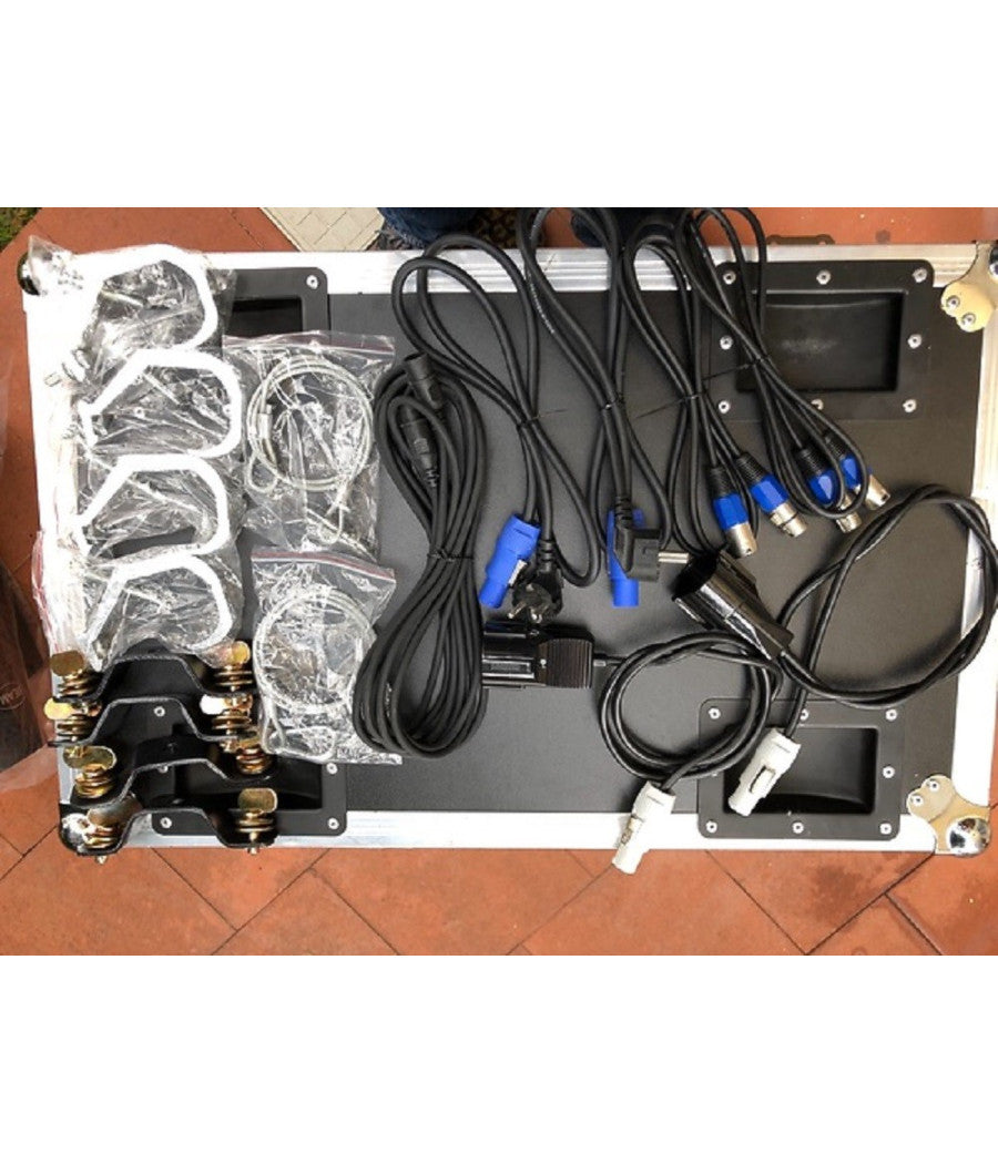 Coppia Wash Moving Head Zoom Led 36x18 Rgbwa Uv 6in1 Teste Mobili Con Flightcase         