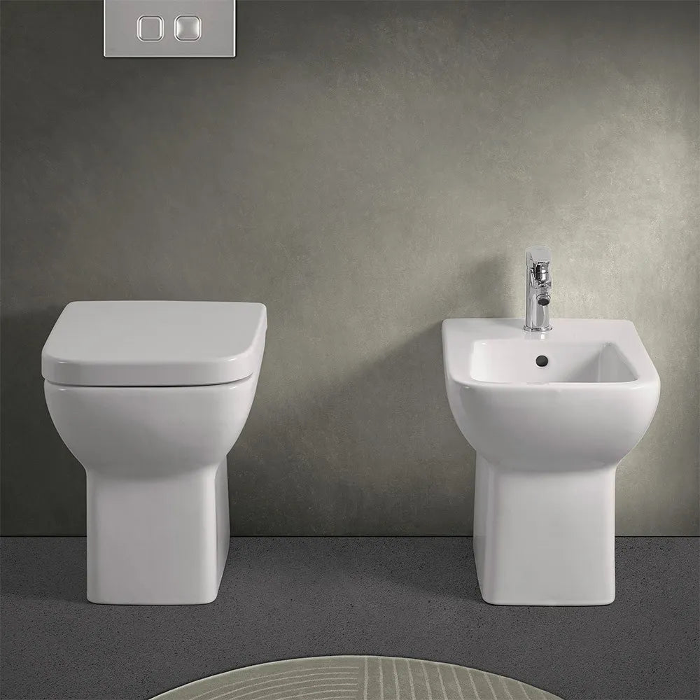 Copriwater originale per vaso filomuro Ginevra chiusura soft-close