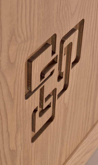 Credenza frassino  classico poro aperto 2 porte piedi in plexiglass  l.210 p.50 h.90