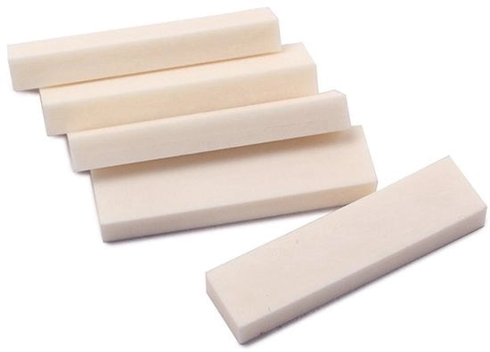 Accessorio per chitarra/ukulele - Nocciolo di sostituzione - Dimensioni 40x10x5mm - Peso 20g - Nocciolo per chitarra