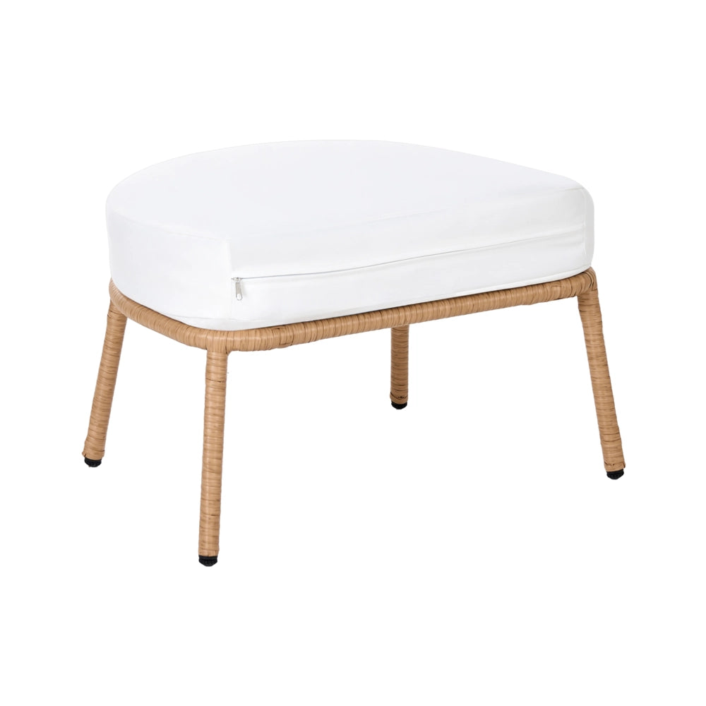 Sedia da Giardino con Poggiapiedi in Rattan PE Marrone Chiaro Struttura in Acciaio e Gambe in Metallo Cuscini Bianco Sporco Arredo da Esterno
