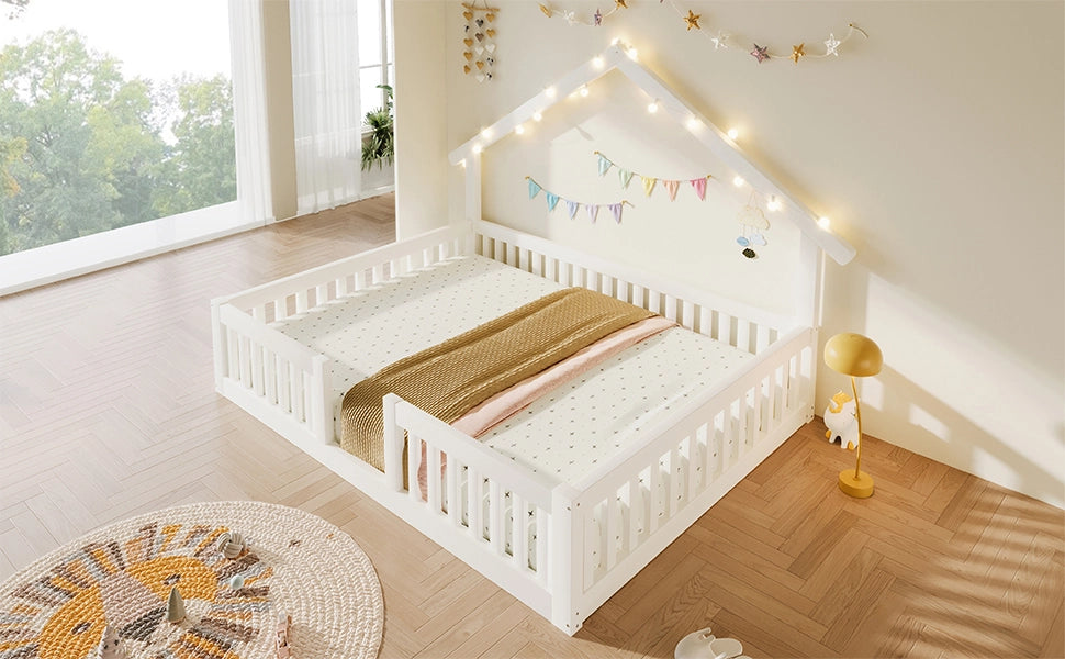 Letto casetta bianco 140x200 cm in legno con sponde di sicurezza e luci LED calde