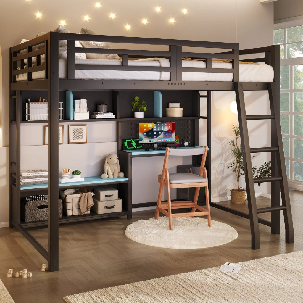 Letto a soppalco 140 × 200 cm per ragazzi con scrivania LED RGB in MDF e metallo nero e ripiani laterali