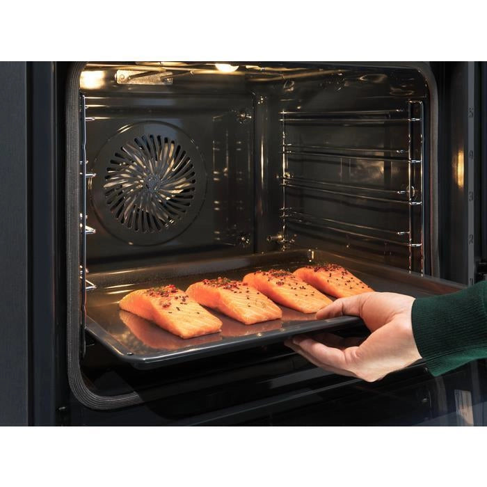 Electrolux Serie 800 KOBBS39WX 70 L 3000 W Acciaio inox