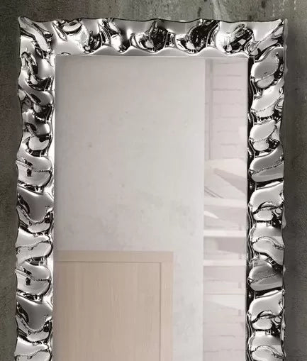 Specchiera moderna con cornice ondulata ad effetto specchio misure l.170x70