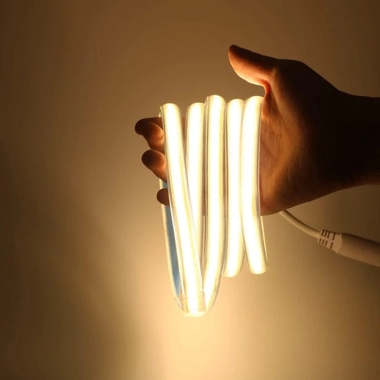 Striscia LED 220 Volt COB IP67 Acqua Resistente 2M 280 led/m Super Lumineus-Warm Bianco 3000K con Interruttore