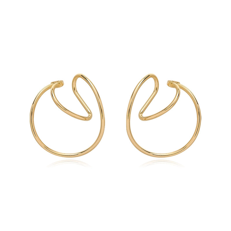 Orecchini a clip geometrici in metallo, stile francese, trendy e minimalisti, perfetti per chi non ha i lobi forati.