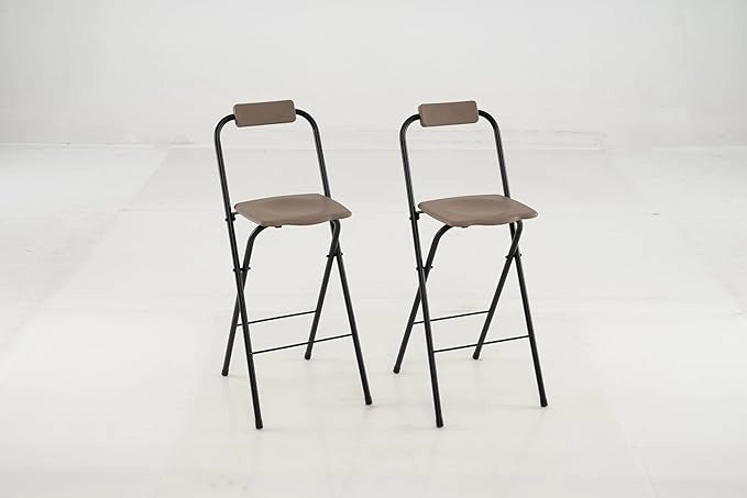 Set di 2 Sgabelli da Bar Pieghevoli per Esterno, Sedie da Patio ad Altezza di Bar con Schienale e Poggiapied, Sgabelli da Bistrot con Struttura in Metallo, Portata 150 kg (Marrone)