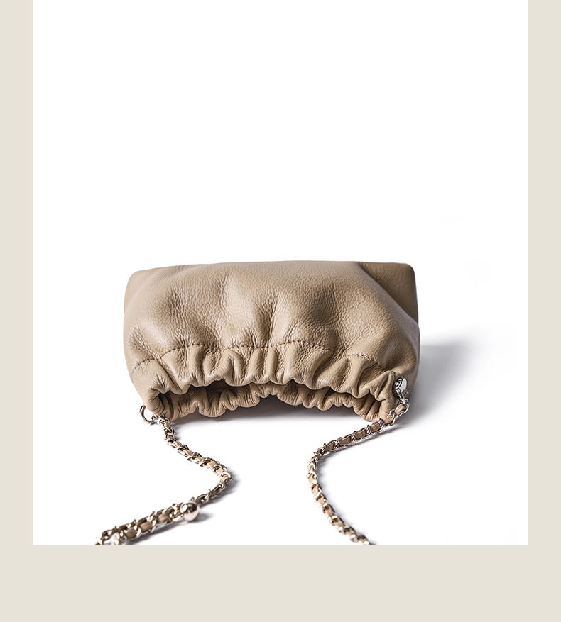 Borsa a tracolla da donna in vera pelle, colore grigio.