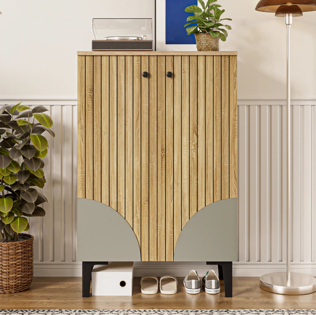 Scarpiere moderna in MDF e truciolare con ante; 60 x 32 x 94 cm; colore naturale