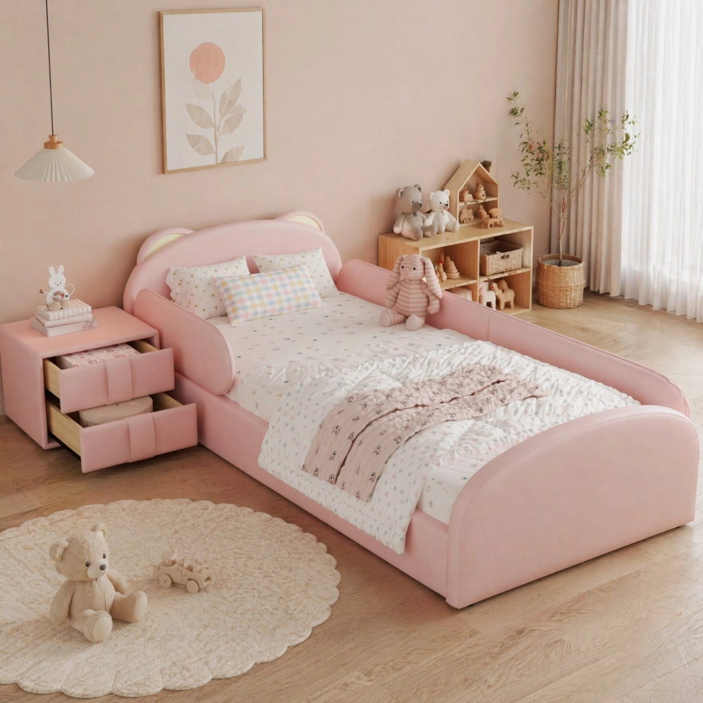 Letto imbottito per bambini con testiera a forma di orso e comodino coordinato