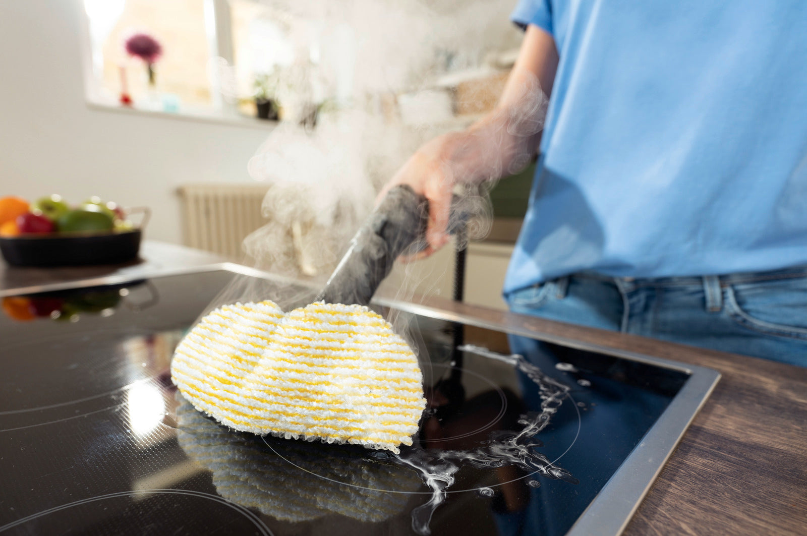 KARCHER Pulitore a vapore SC 3 Deluxe - Resa con un serbatoio pieno (circa): circa. 75 m² - Potenza termica: 1900 W - Pressione del vapore max.: max. 3.5 bar