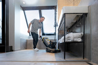 KARCHER Lavapavimenti professionale BR 30/4 C BP Pack - Guida di trazione: Avanzamento tramite rotazione della spazzola  - Ampiezza lavaggio: 300 mm - Ampiezza di lavoro, aspirazione: 300 mm