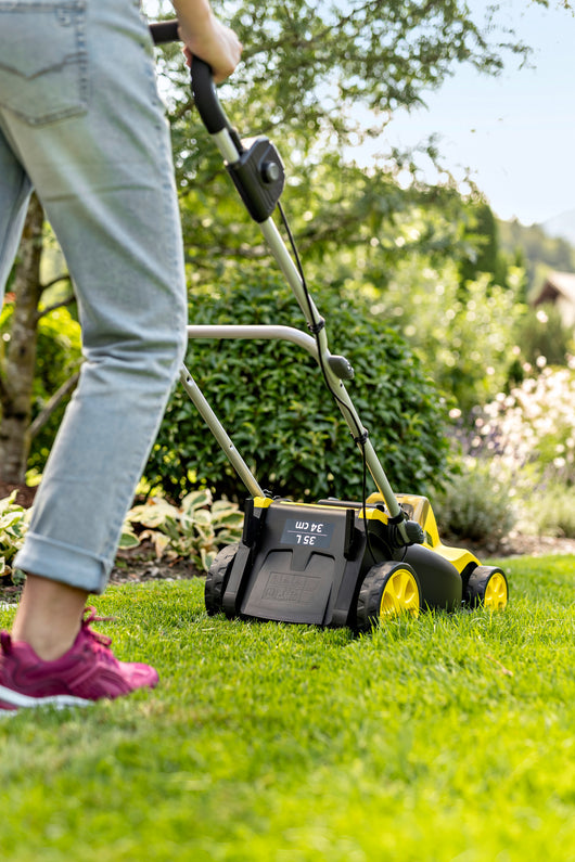 KARCHER Rasaerba a batteria LMO 3-18 - Piattaforma batteria: Piattaforma Battery Power+ 18 V  - Larghezza di taglio: 34 cm - Altezza di taglio: 25  60 mm