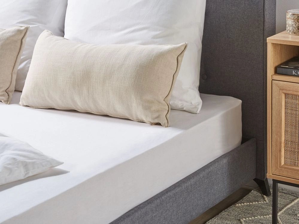 Lenzuolo con angoli cotone bianco 180 x 200 cm coprimaterasso elasticizzato modello classico a tinta unita camera da letto classica