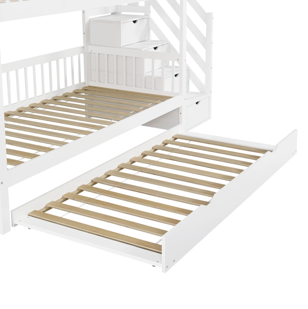 Letto a castello con letto estraibile, scaletta con contenitore e protezioni