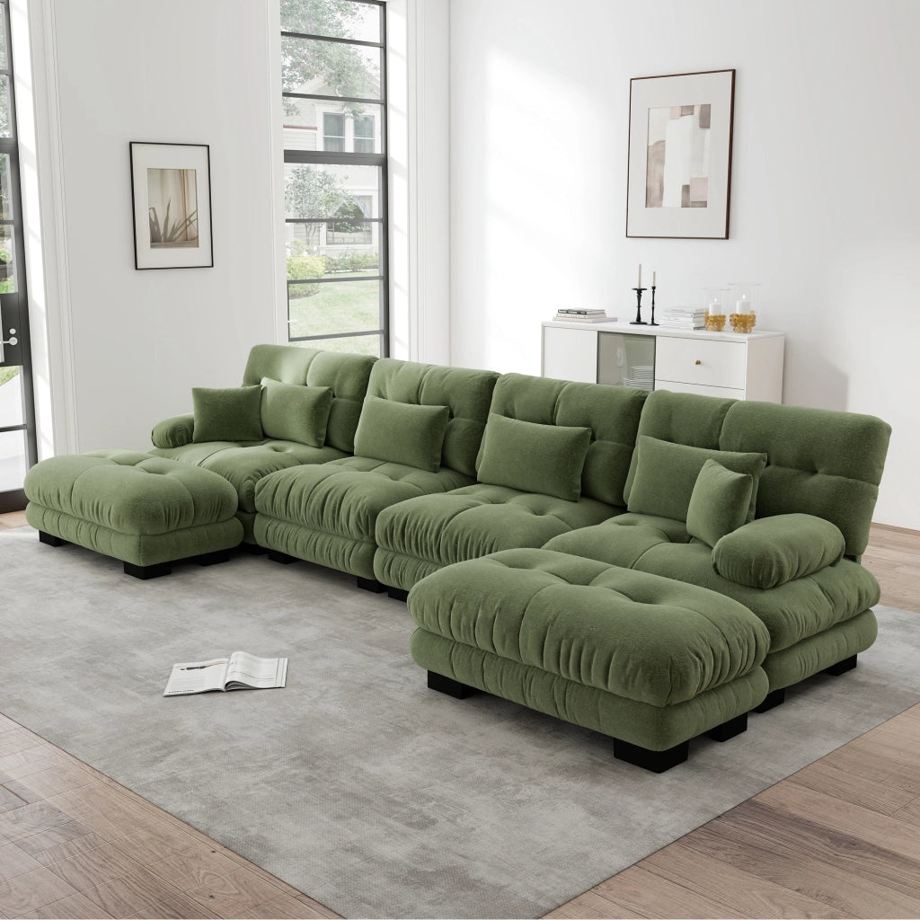 Divano angolare modulare a U con pouf mobile e cuscini lombari, seduta profonda in ciniglia verde