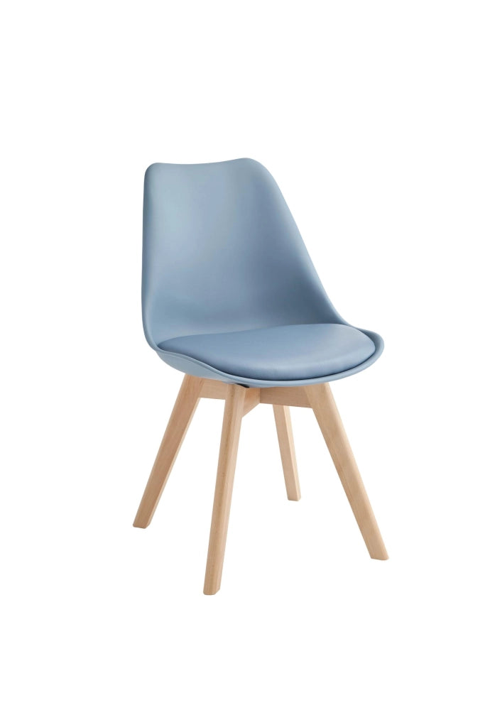 Sedia Carlotta con seduta imbottita in similpelle azzurra e gambe in legno di faggio - Design moderno per zona living e ufficio