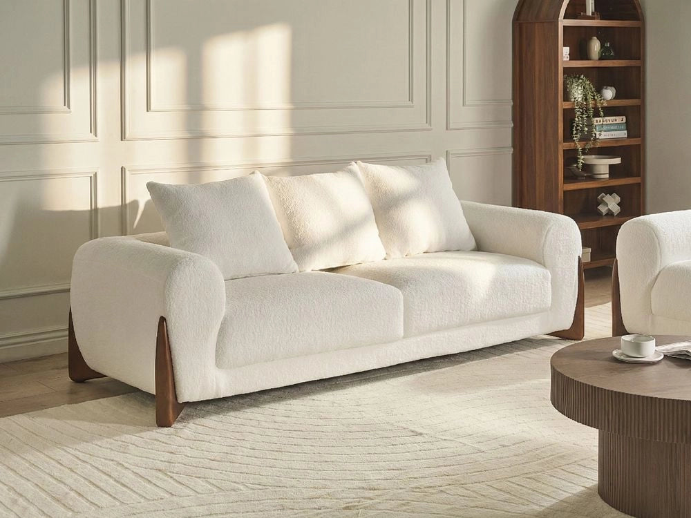 Divano a 3 posti Rivestimento in tessuto bouclè bianco Gambe in legno con braccioli Soggiorno Stile moderno