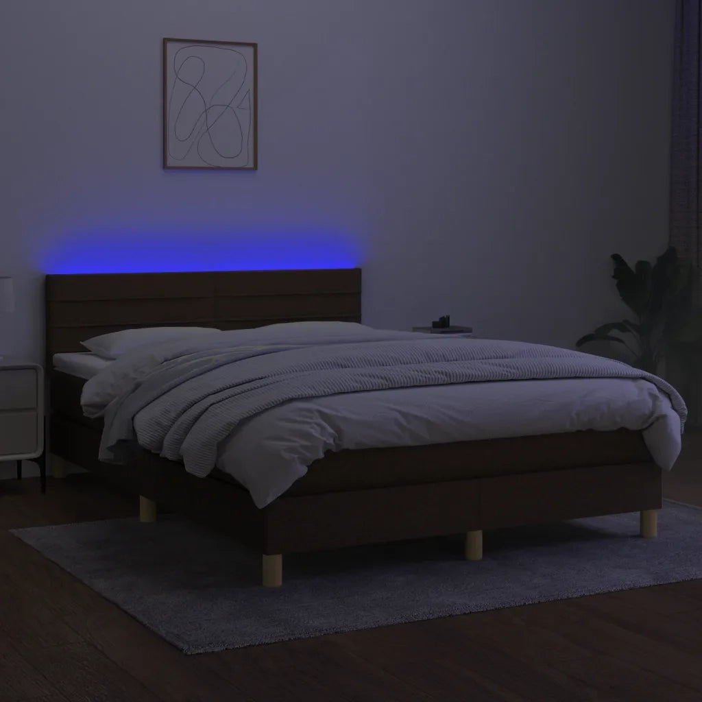 Letto a Molle Materasso e LED MarroneScuro 140x190cm in Tessuto 3133792