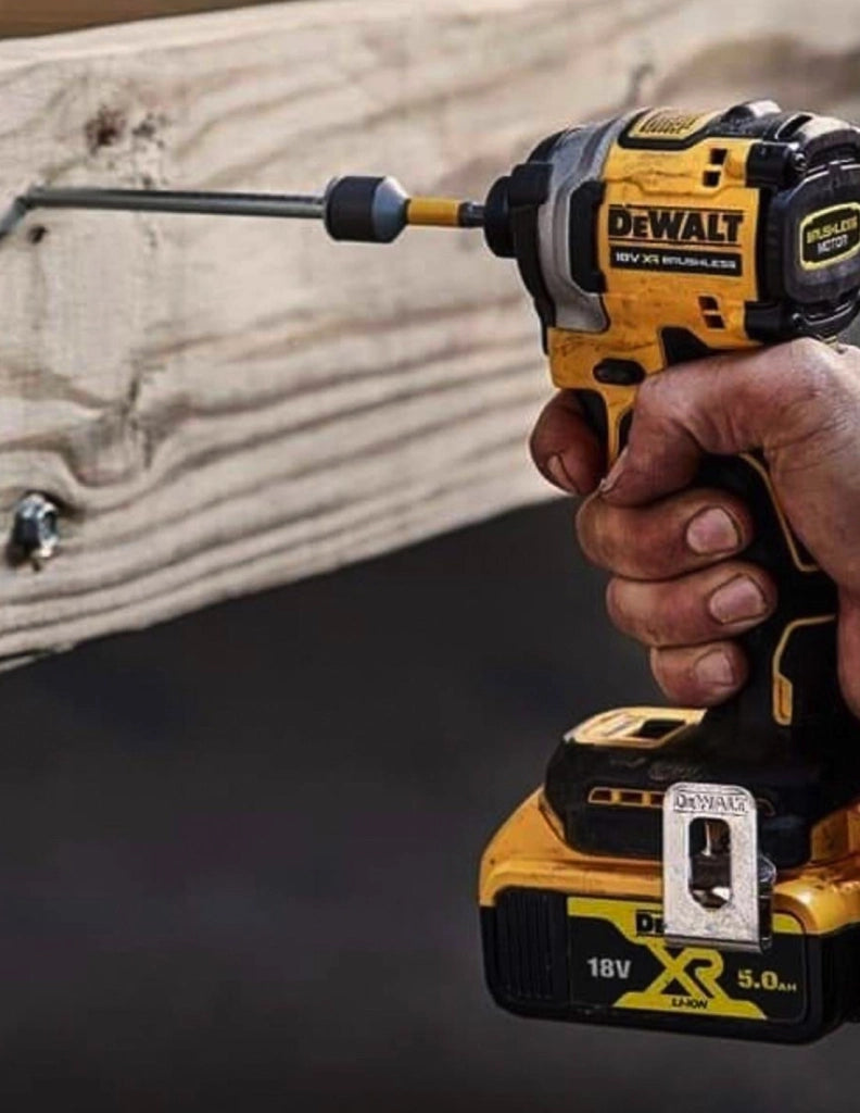 Avvitatore ad Impulsi DeWALT DCF850NT (Solo corpo + TSTAK II)
