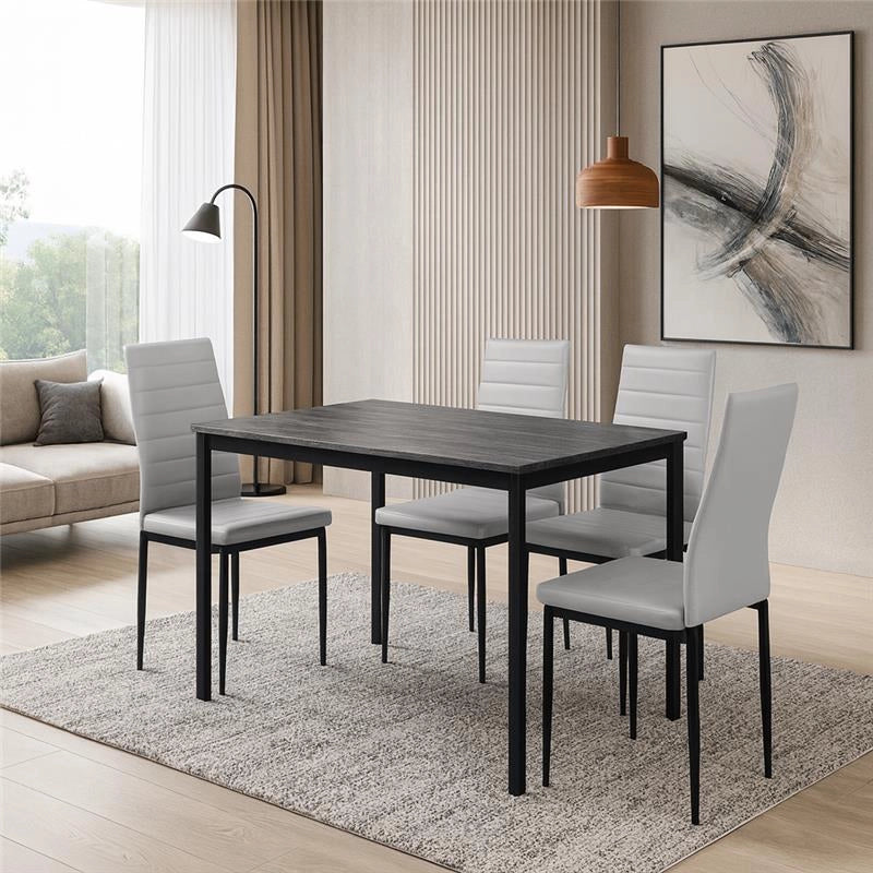 SET 4 SEDIE IMBOTTITE CON SEDUTA SIMILPELLE E GAMBE IN METALLO  DIMENSIONI 40X41X95 CM COLORE BIANCO