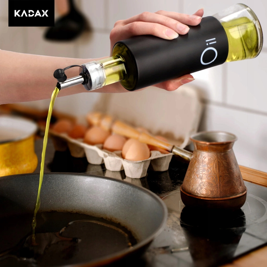 Set di 2 bottiglie in vetro KADAX da 320 ml con dosatore per aceto e olio.