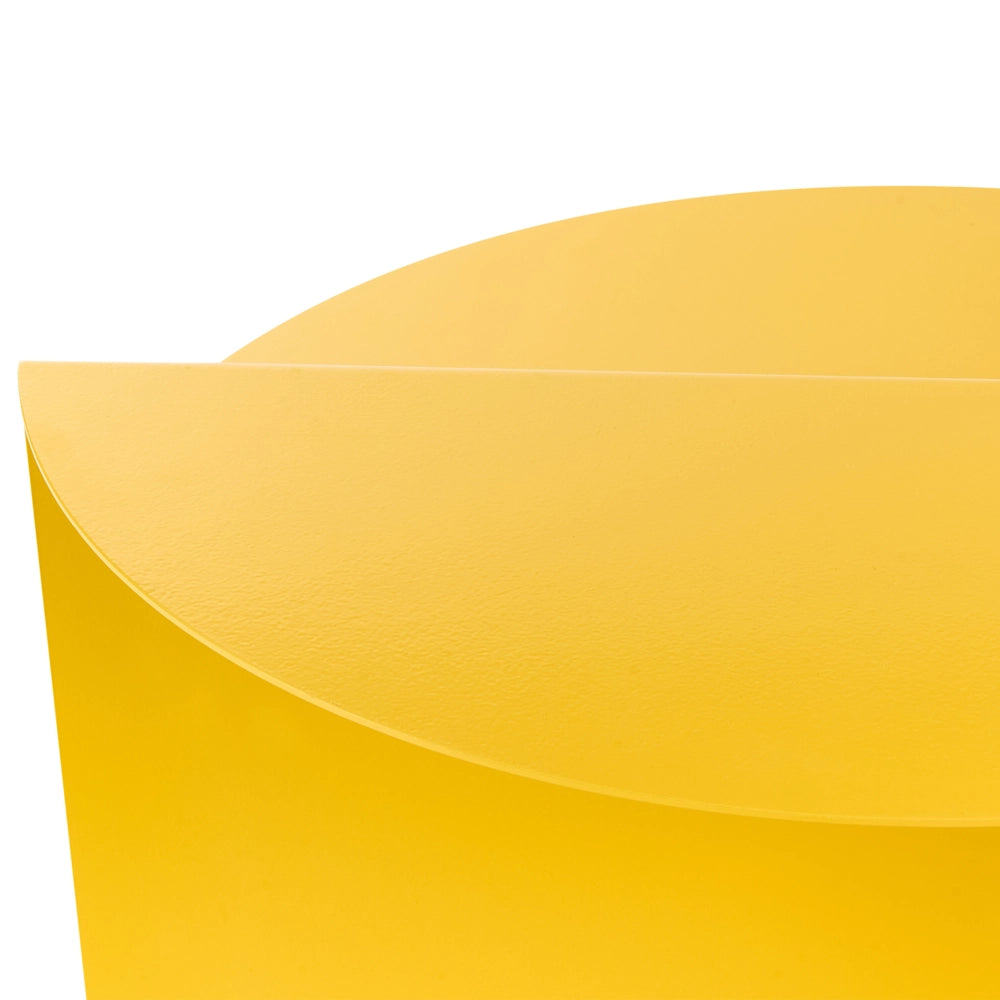 Tavolino basso rotondo in metallo giallo soggiorno elegante