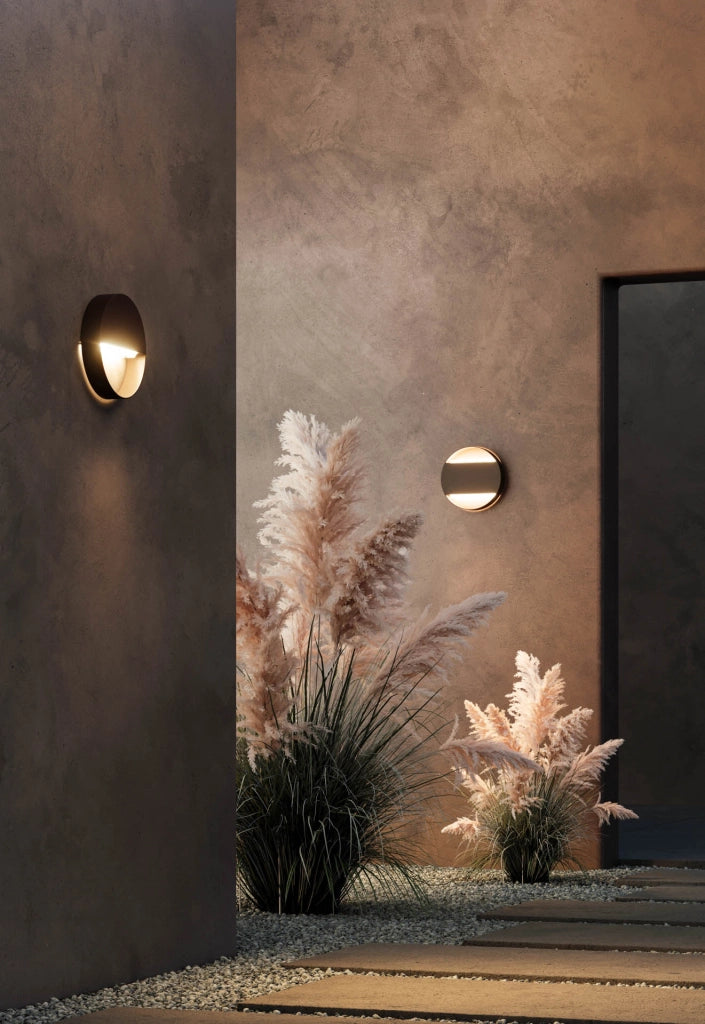 Clos Lampada LED da Esterno a Doppia Base 30cm in Corten Testurizzato IP65 IK08 con Tecnologia Switch per Giardini e Percorsi Pedonali Outdoor