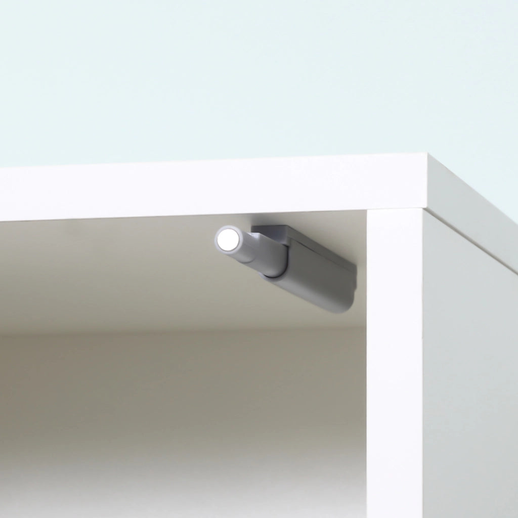 Mobile a Colonna Bagno 32x28x162 cm con Anta Superiore a Specchio Rivestimento in Melamina Bianco