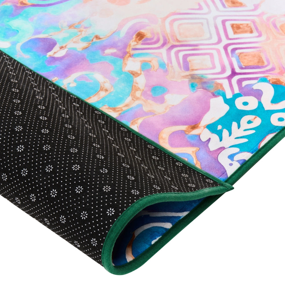 Tappeto a tessitura piana in stile boho orientale con vivace motivo stampato multicolore 140 x 200 cm