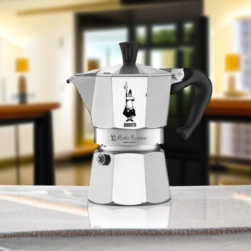 Caffettiera Moka Express Restyling 3 Tazze in Alluminio con Manico Ergonomico e Valvola di Sicurezza Made in Italy Bialetti