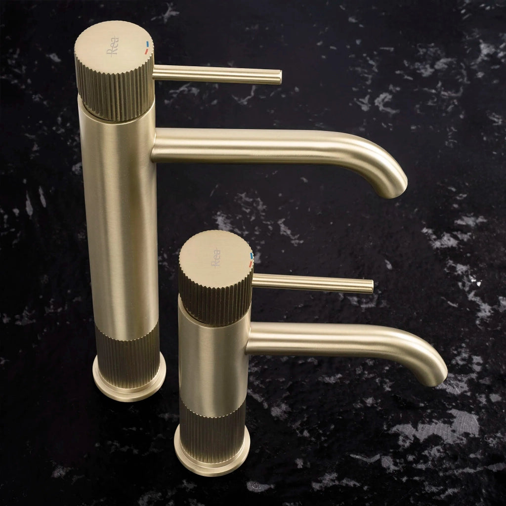 Rubinetto Da Bagno Rea Lungo Stripe Brush Gold Low