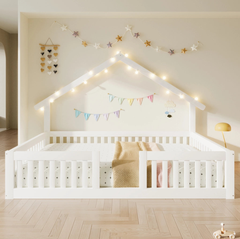 Letto a casetta per bambini 140x200 cm in MDF e pino bianco con LED e sponde