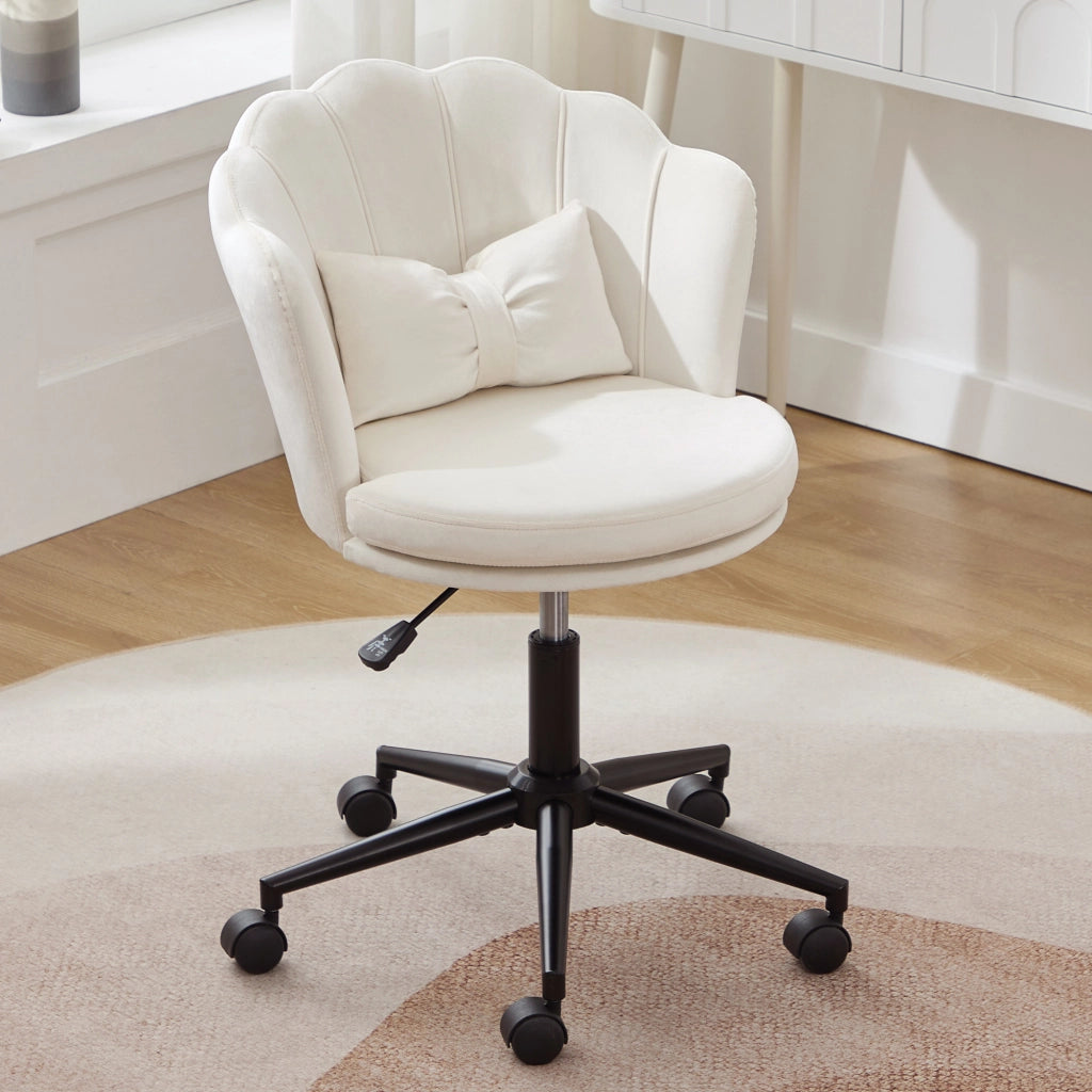 sedia da ufficio girevole regolabile in altezza con cuscino lombare e ruote in velluto beige