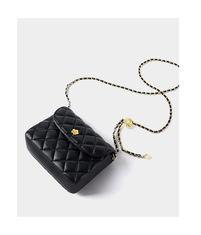 Borsa a tracolla da donna in vera pelle, nera, con catena.